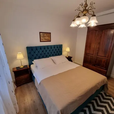 Golden Fields Apartment Near The Old Town 科托尔 外观 照片